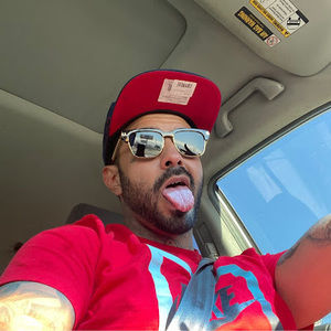 Meet your Posher, Marc